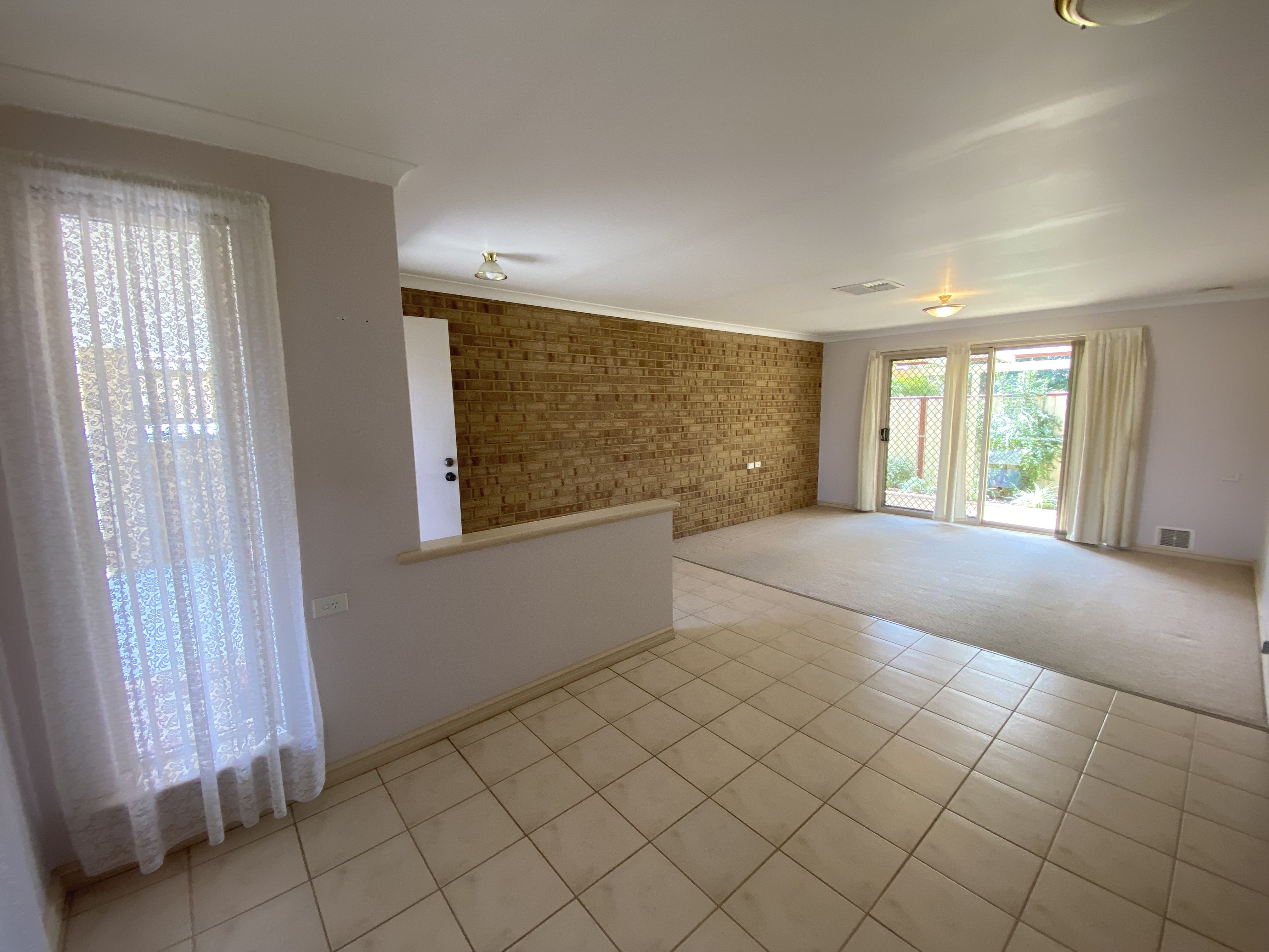 Real Estate For Lease 3/11 Locksley Avenue Armadale , WA