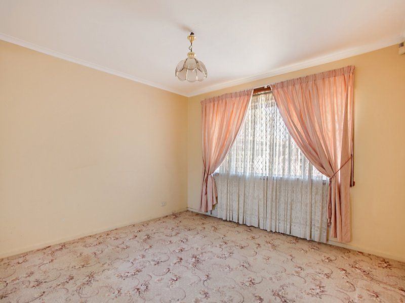 Real Estate For Sale 10 Richmond Crescent Campbelltown , NSW