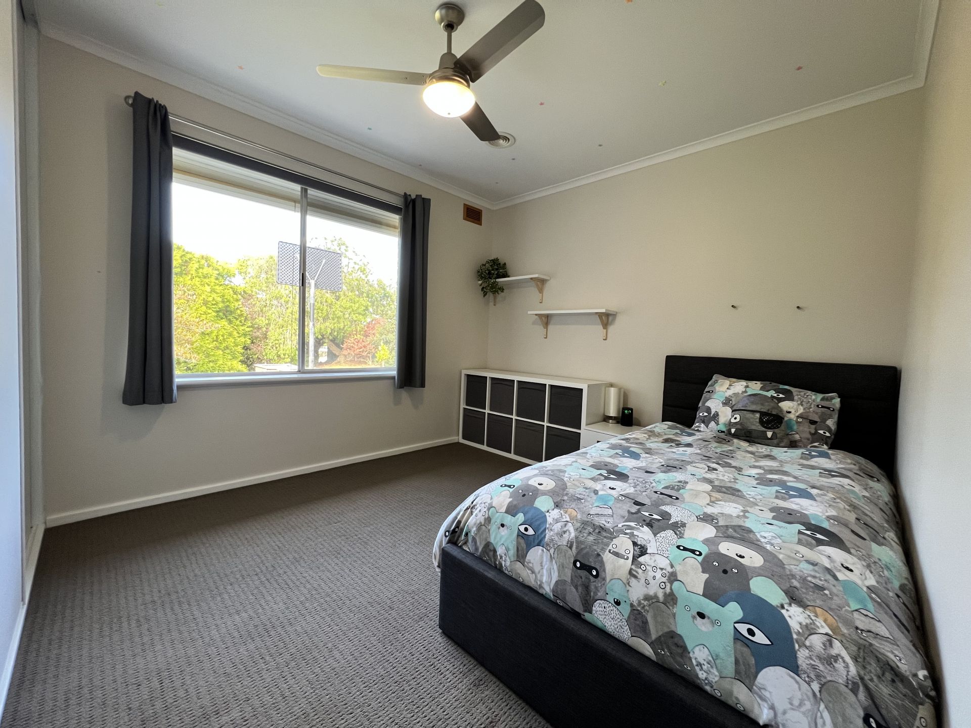 35 Moffett Street, Woodside Adcock Real Estate