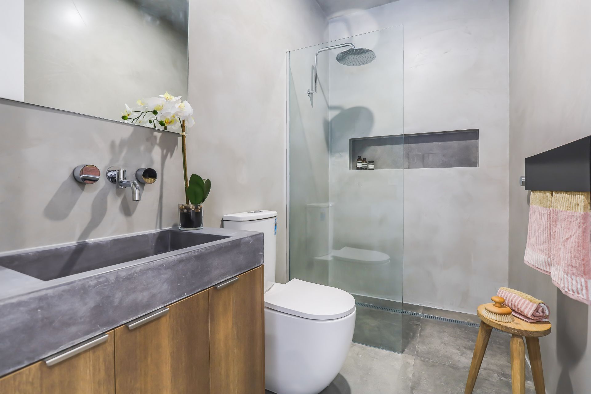 1 Rosemary Lane, Newport Sweeney Estate Agents