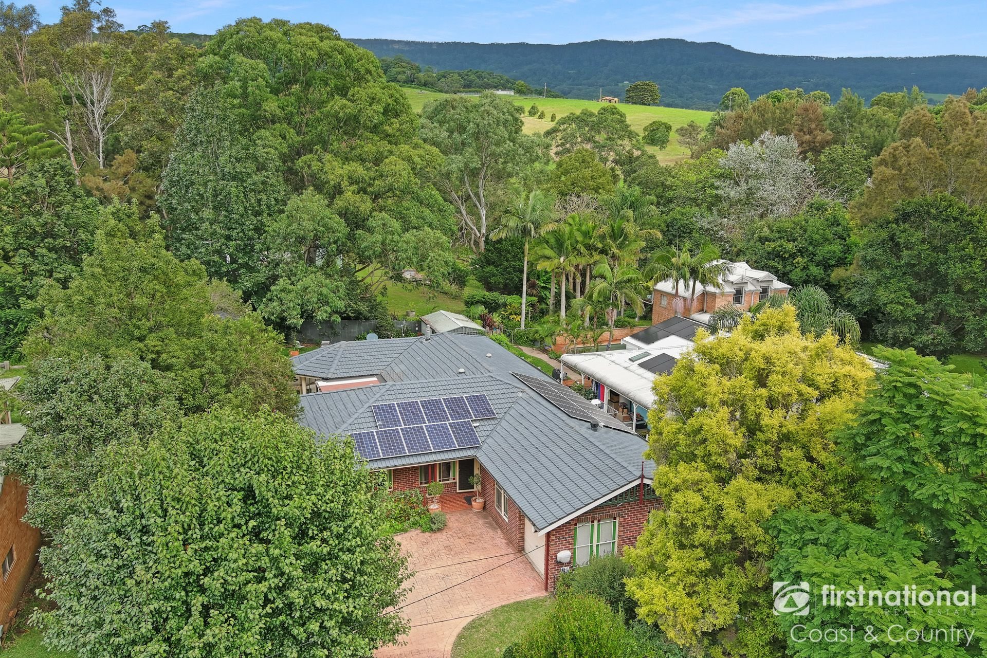 21 Macquarie Street, Jamberoo First National Coast & Country Real Estate