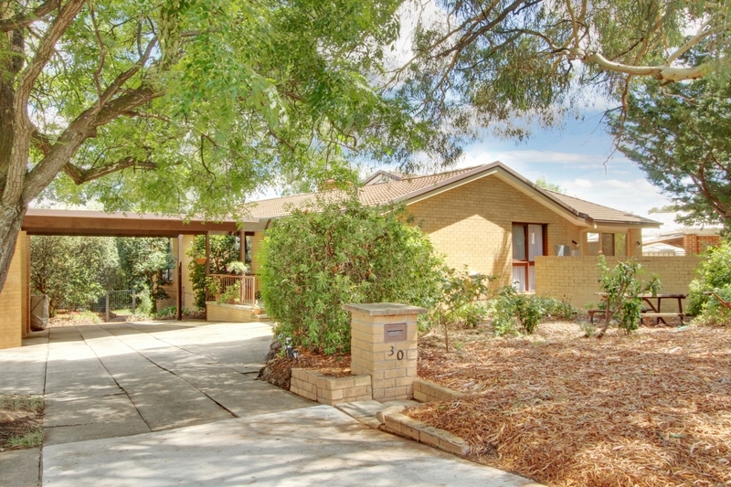 Real Estate For Sale 30 Kambalda Crescent Fisher , ACT