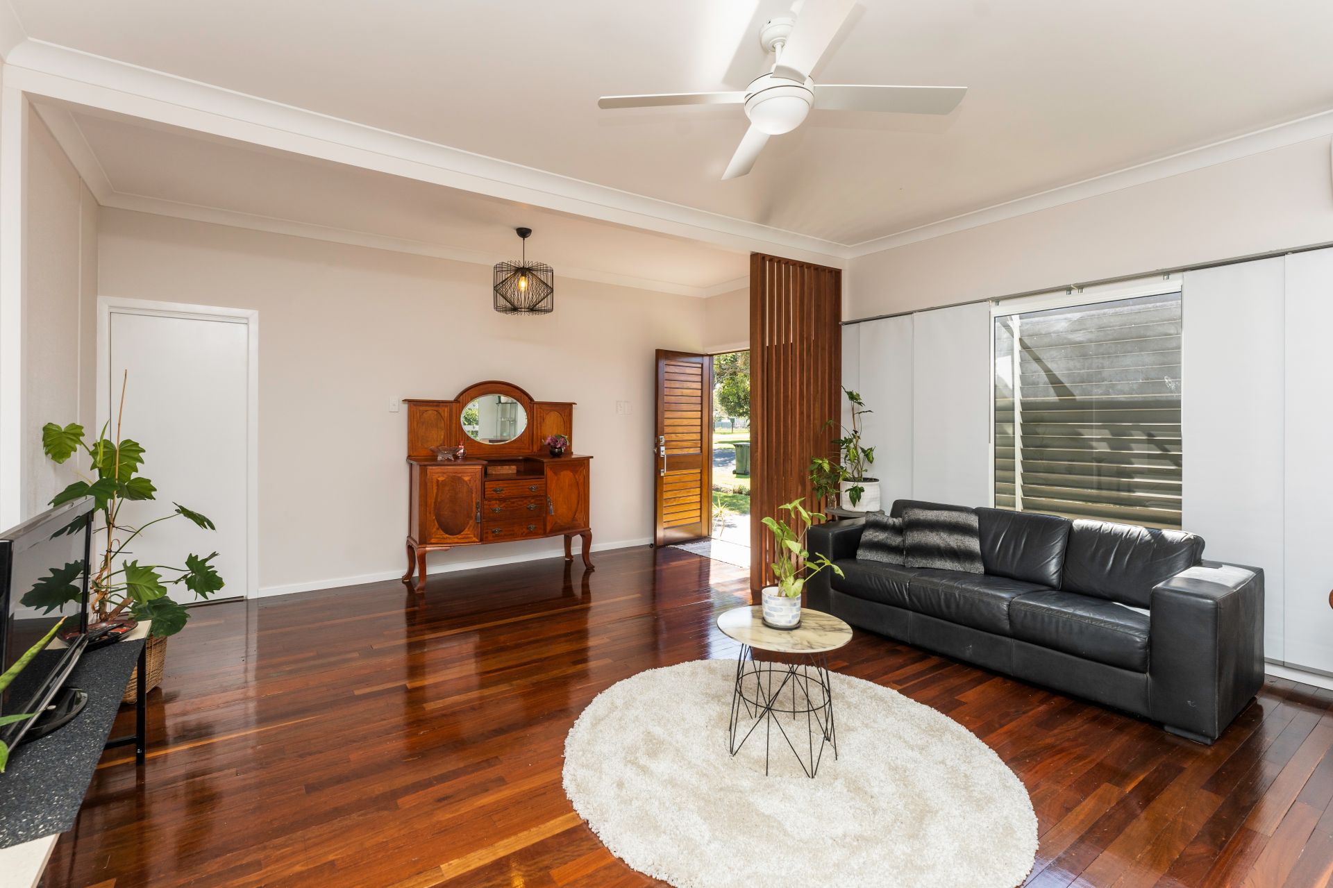 10 McNeilly Street, NORVILLE Four Walls Realty