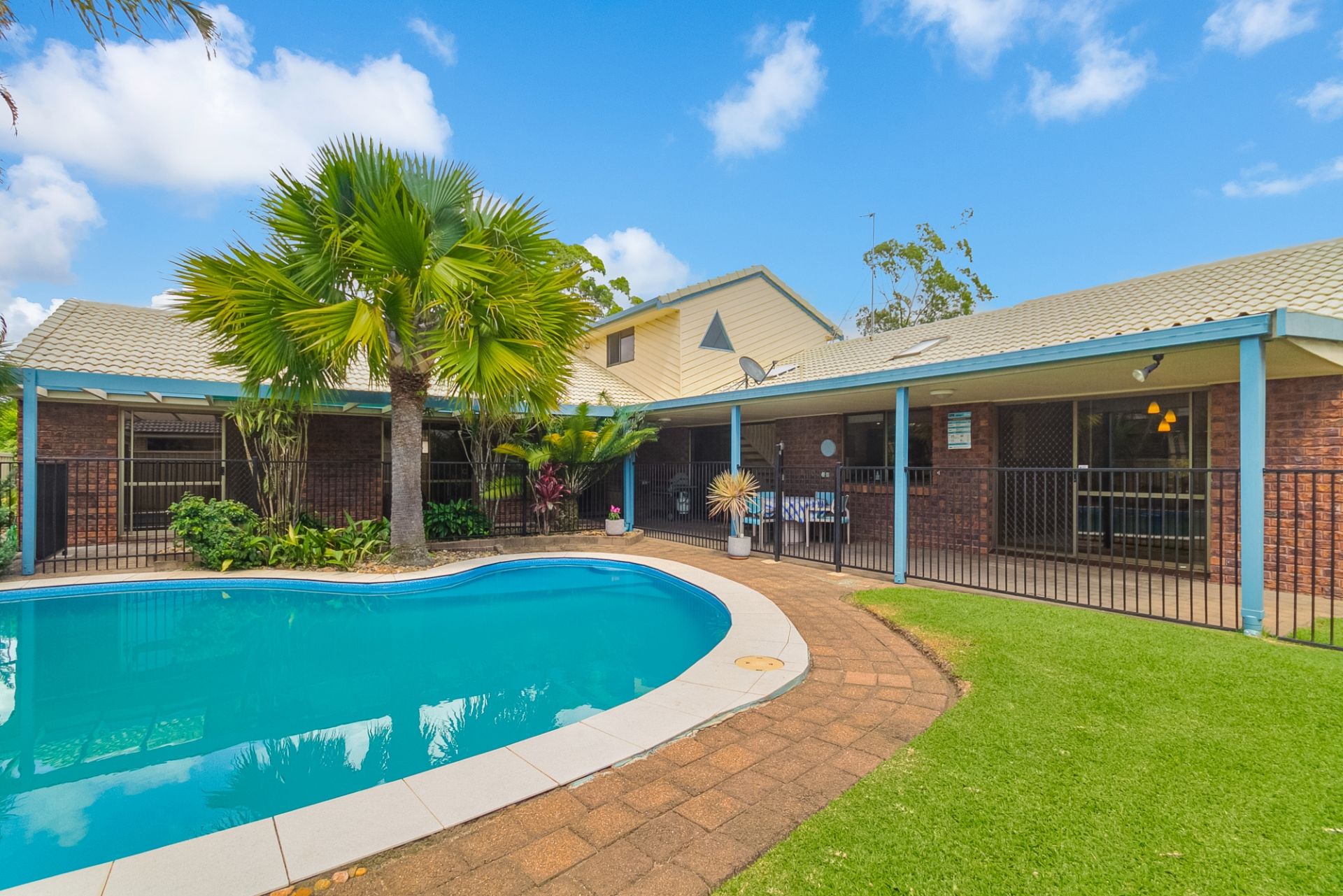 5 Chestnut Street, Elanora DJ Stringer Property Services