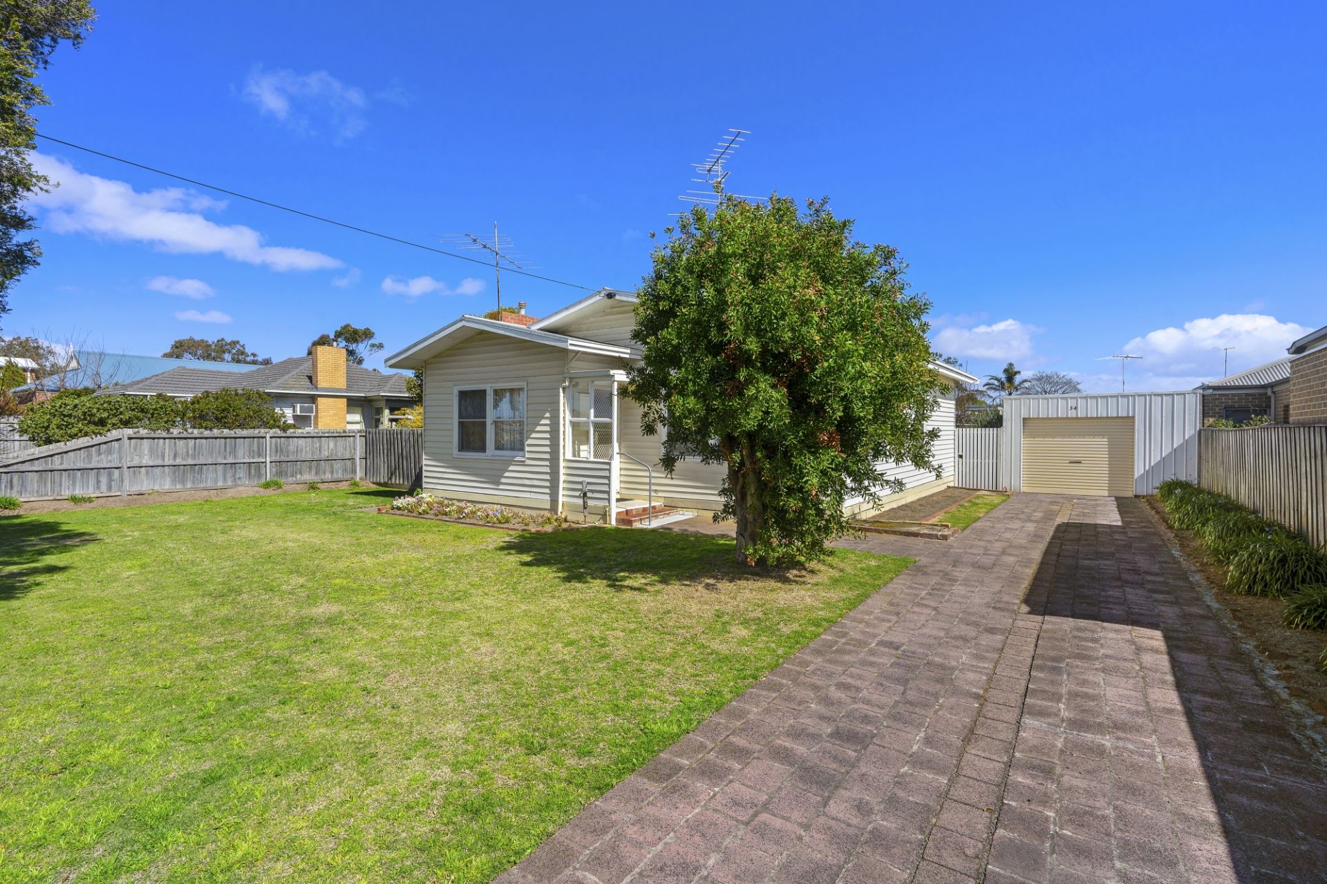 Real Estate For Sale 34 Ash Road Leopold , VIC