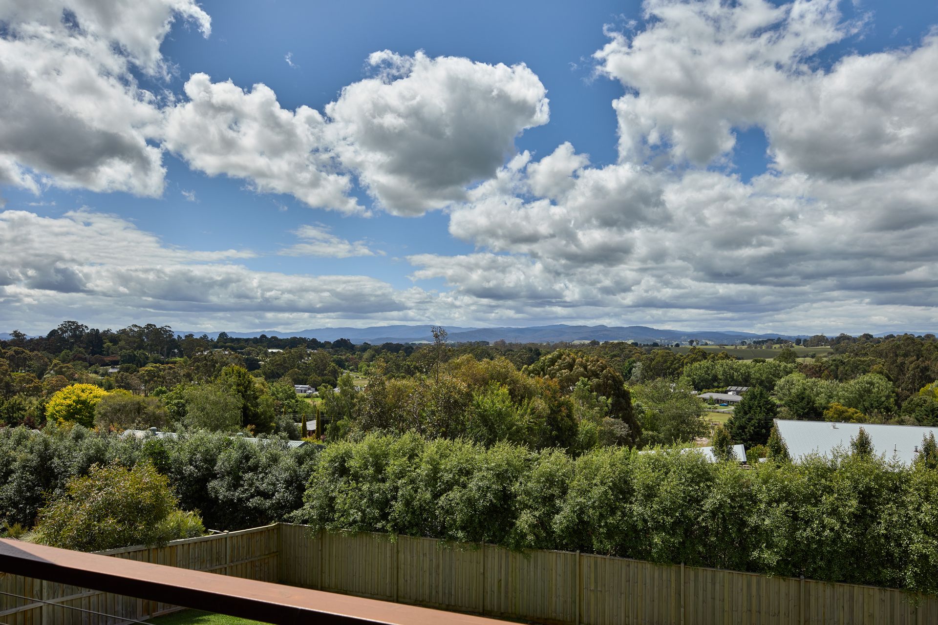 86 Bexley Boulevard, Drouin OBrien Real Estate