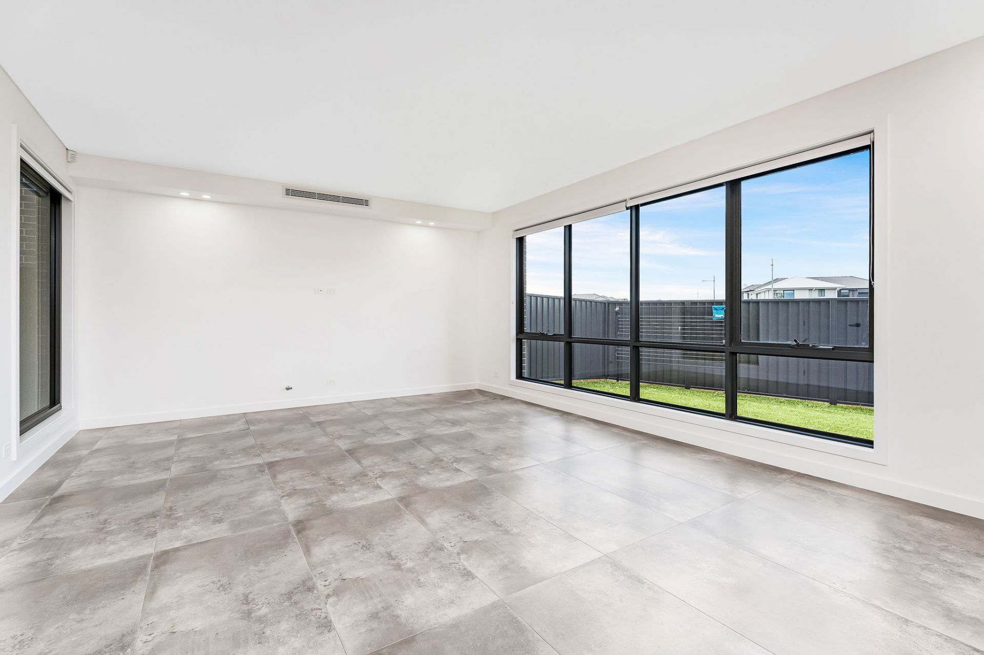 Real Estate For Lease 3B Ledwell Way Oran Park , NSW