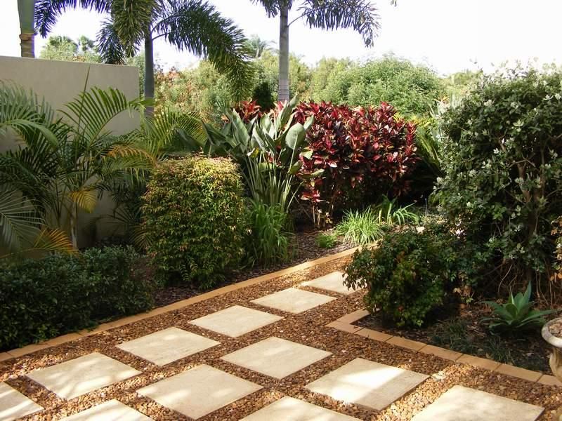 Real Estate For Sale 1063 The Cove Crescent Carrara , QLD