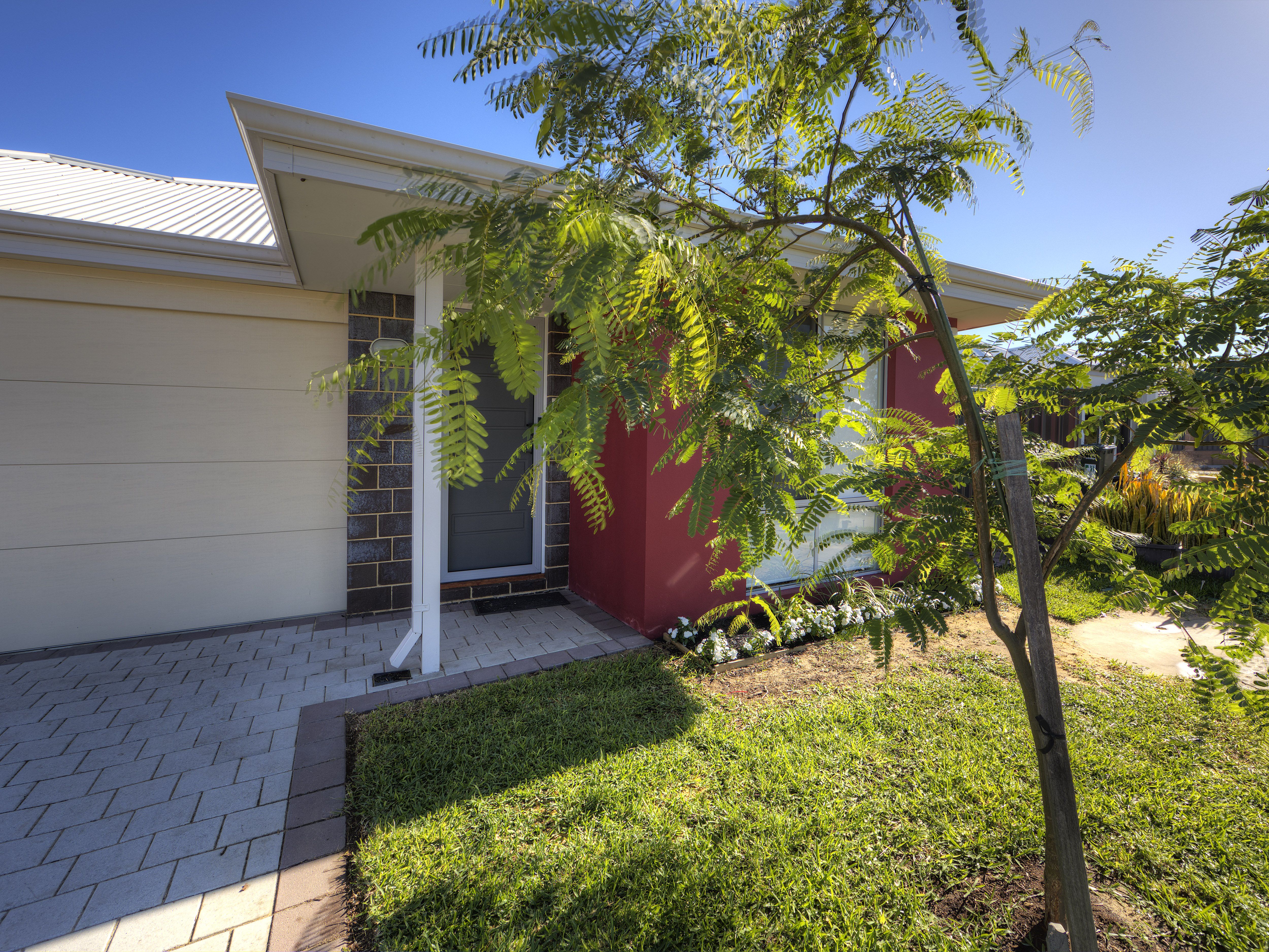 Real Estate For Sale 25 Calvert Loop Hilbert , WA