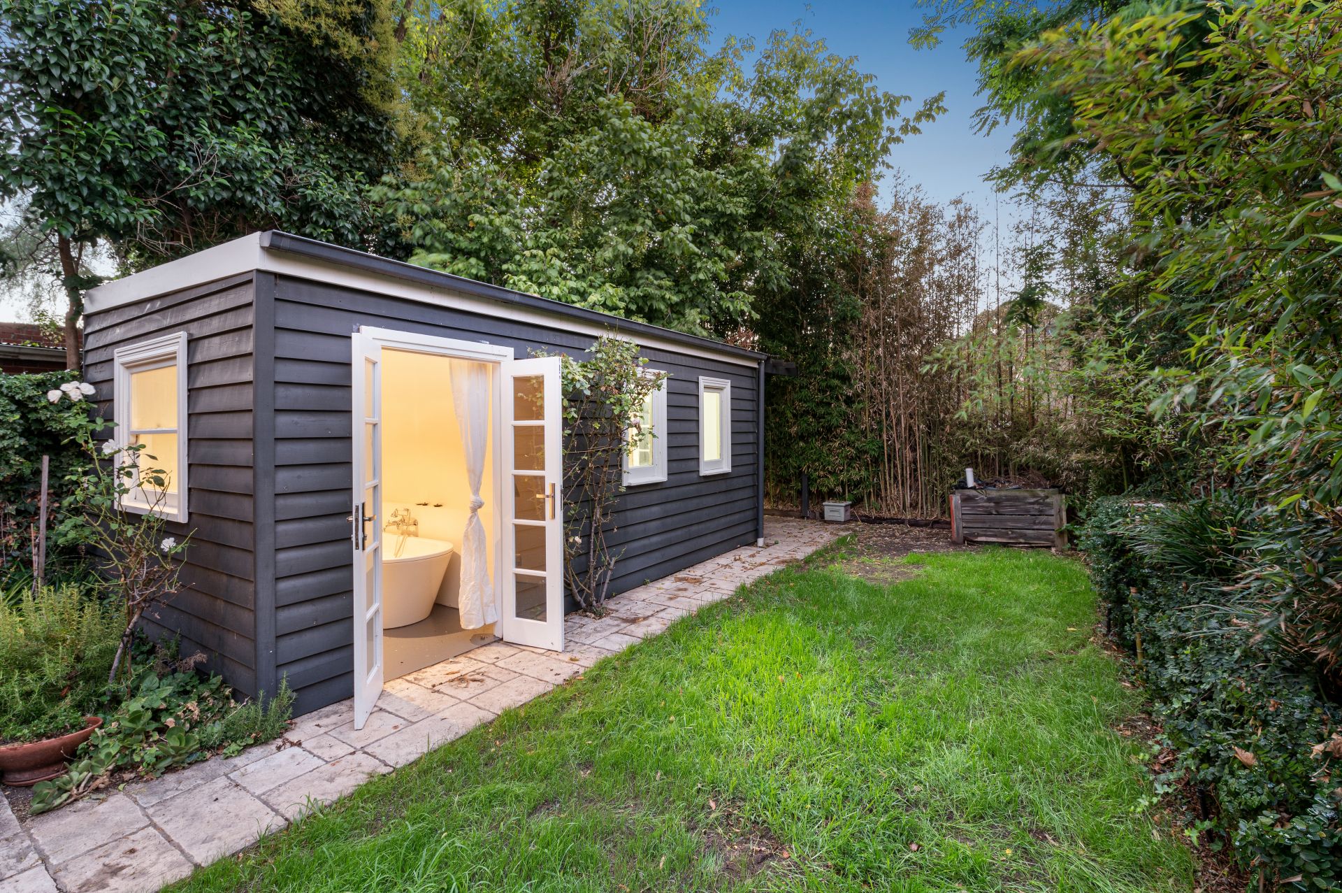 Kay & Burton 20 Ellerslie Place, Toorak