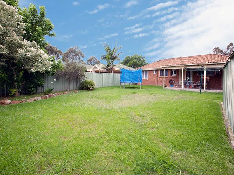 Real Estate For Sale 24 Paddy Miller Avenue Currans Hill , NSW
