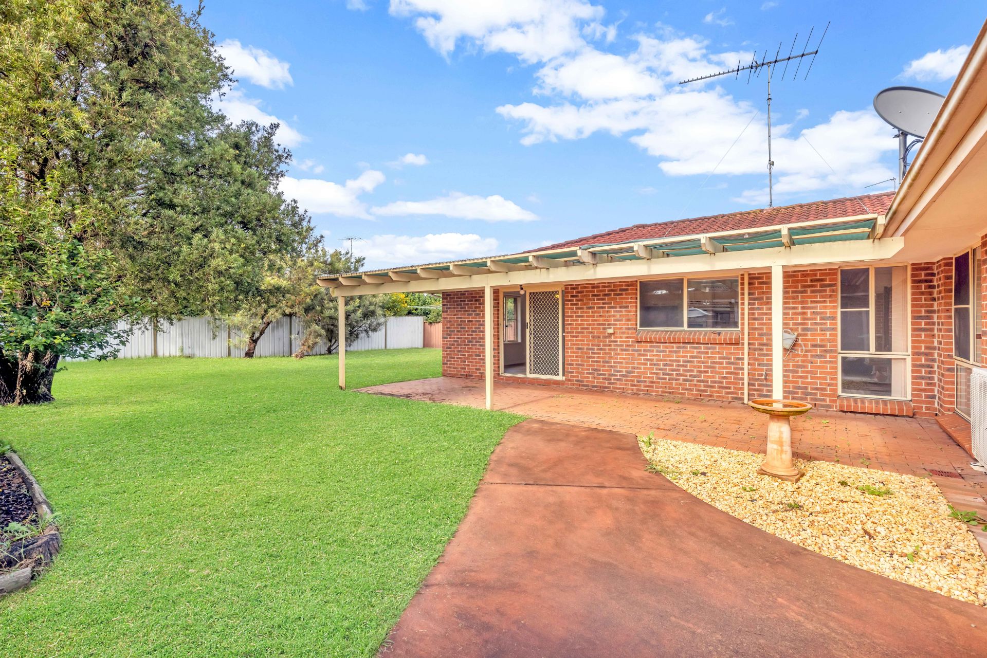 Real Estate For Lease 6 Albert Street Mcgraths Hill , NSW