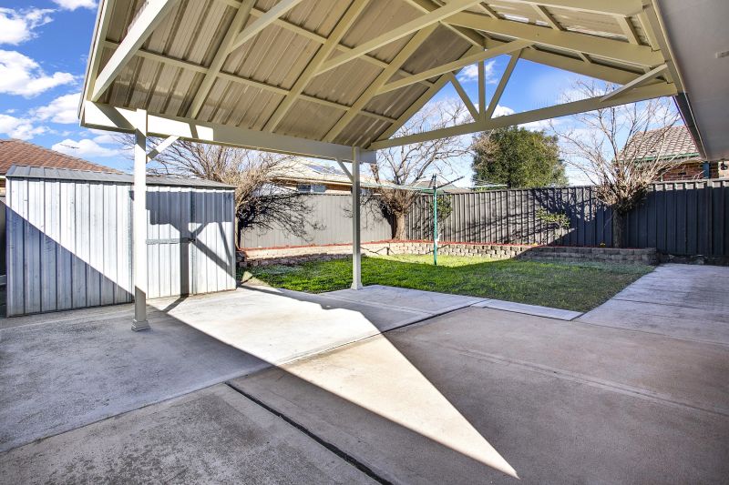 Real Estate For Sale 3 Robson Crescent St Helens Park , NSW