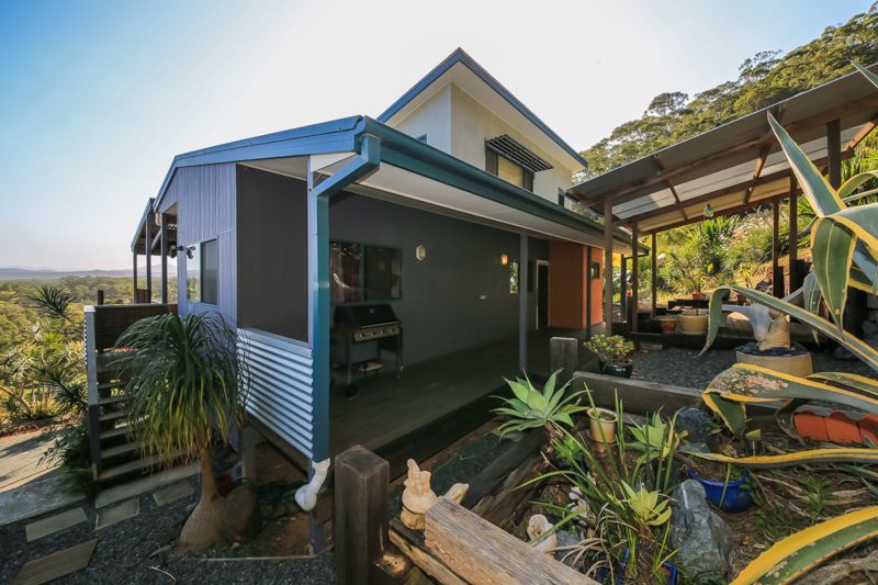 Real Estate For Sale 6 Jade Close Emerald Beach , NSW