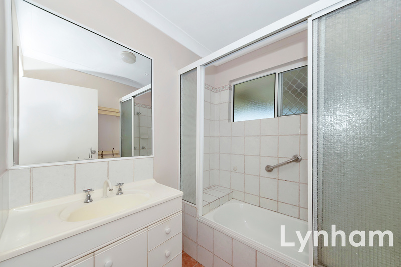 Real Estate For Sale 11 Barnaby Court Burdell , QLD