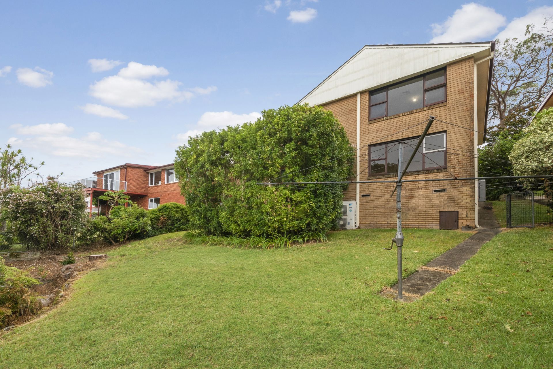 Real Estate For Sale 27 Donegal Road Killarney Heights , NSW