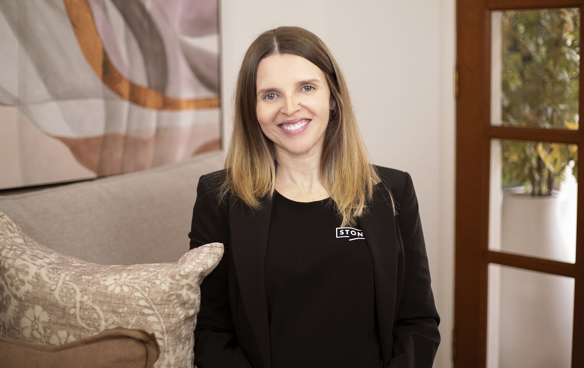 Amber Gunn Stone Real Estate