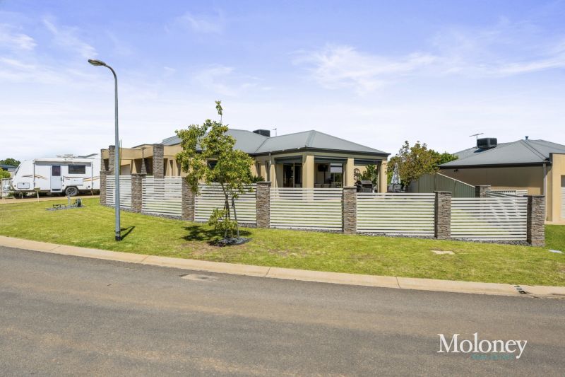 Real Estate For Sale 15 Maxwell Drive Wahgunyah , VIC
