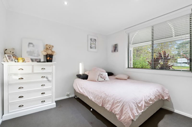 Real Estate For Sale 95 Kerry Crescent Berkeley Vale , NSW