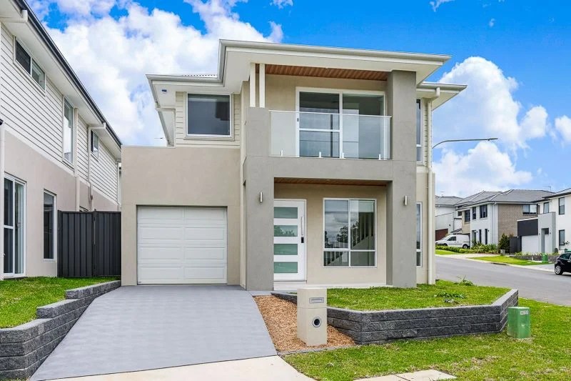 11A Hedgewood Drive, Box Hill Legend Property