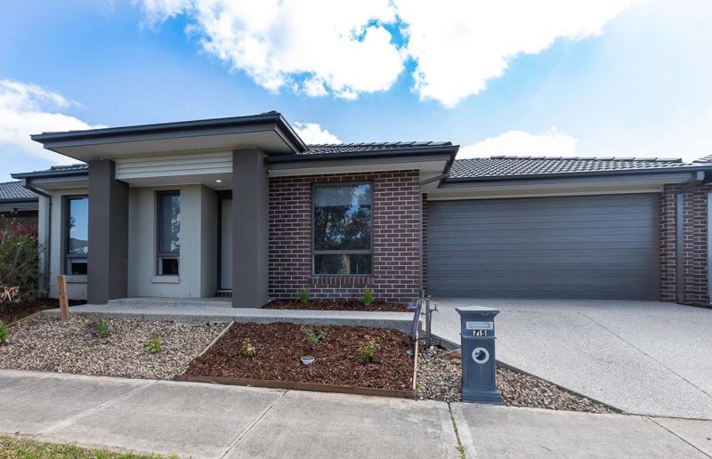 75 Goldeneye Circuit, Werribee OBrien Real Estate