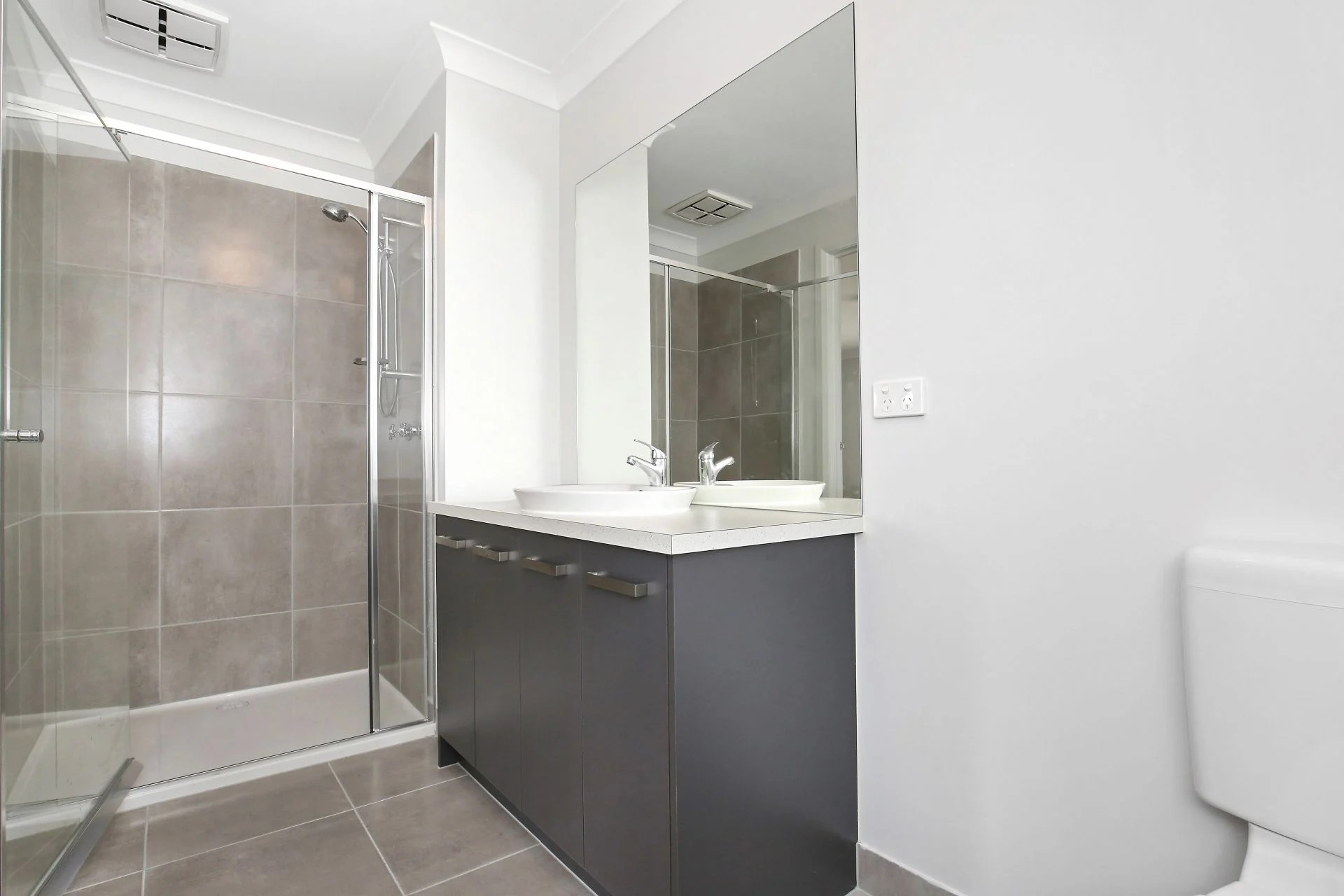 Real Estate For Lease 33 Piccadilly Drive Wollert , VIC