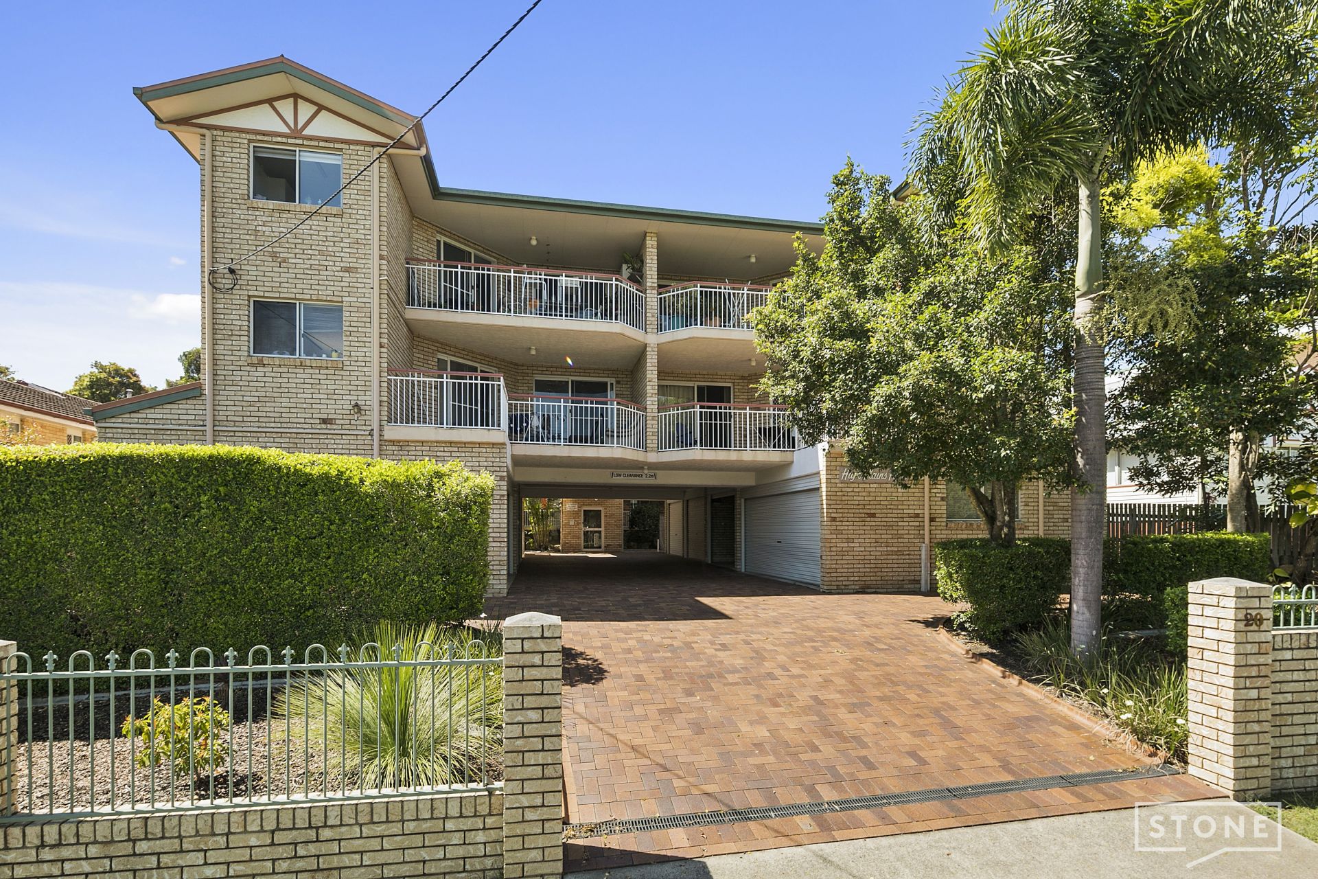 Real Estate For Sale 2/20 Swain Street Holland Park West , QLD