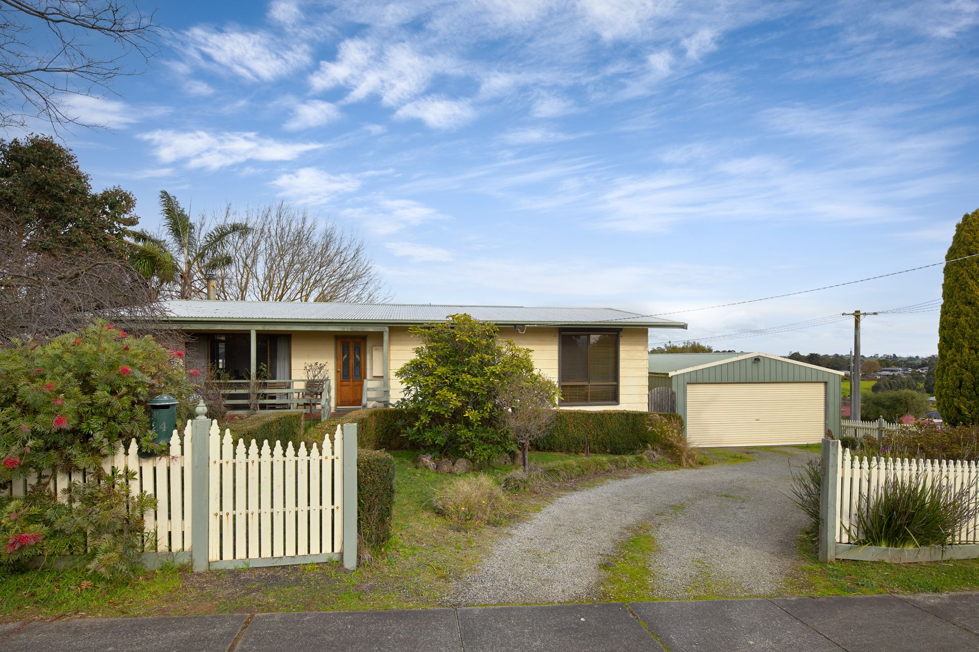 24 Wade Street, Drouin OBrien Real Estate
