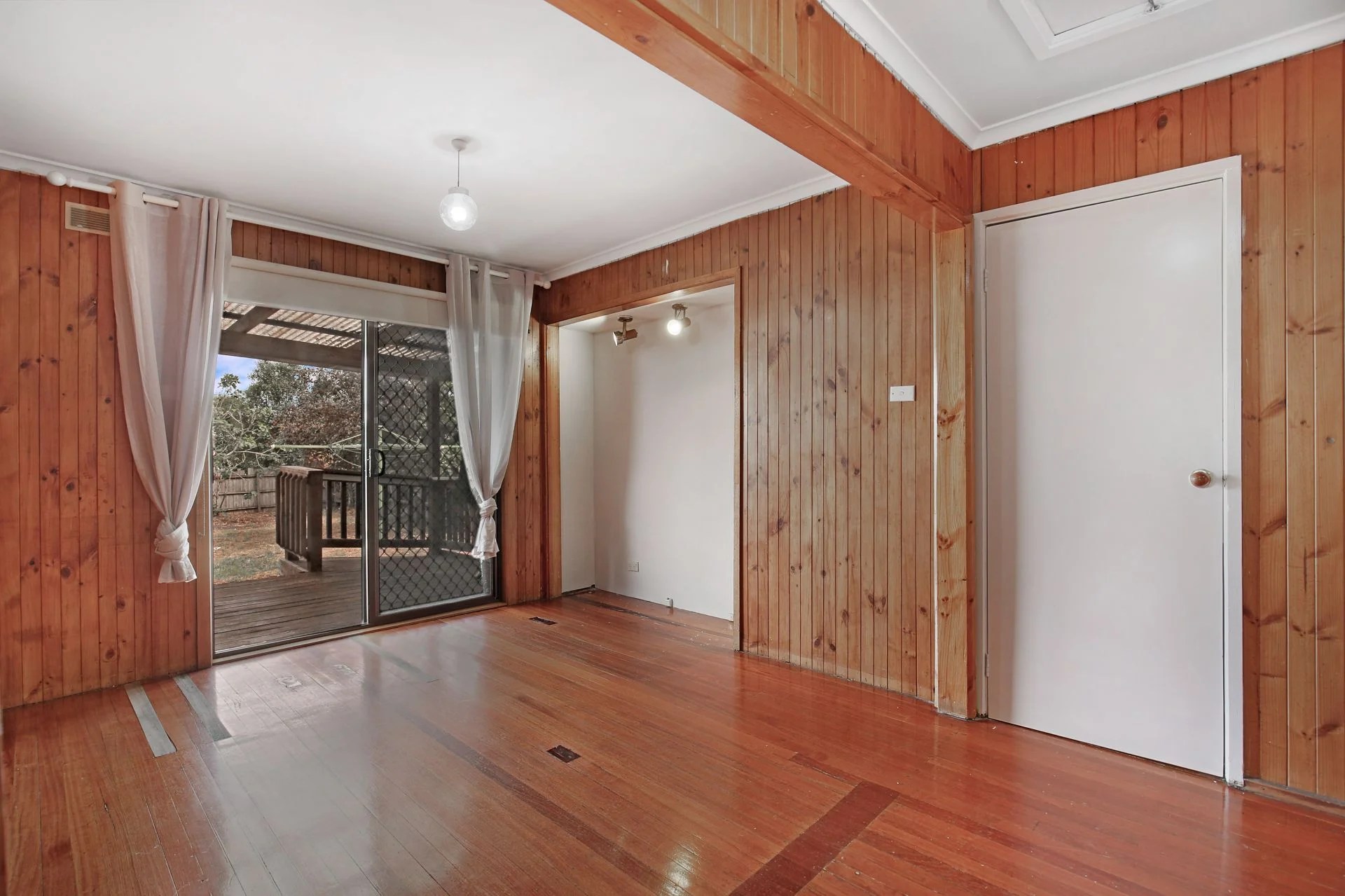 Real Estate For Lease 51 Dickens Street Lalor , VIC