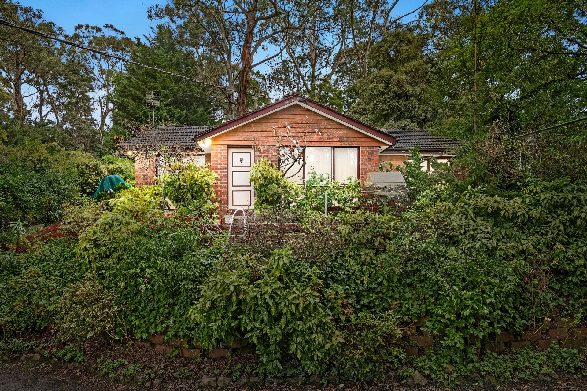 27 Fairy Dell Road, OBrien Real Estate