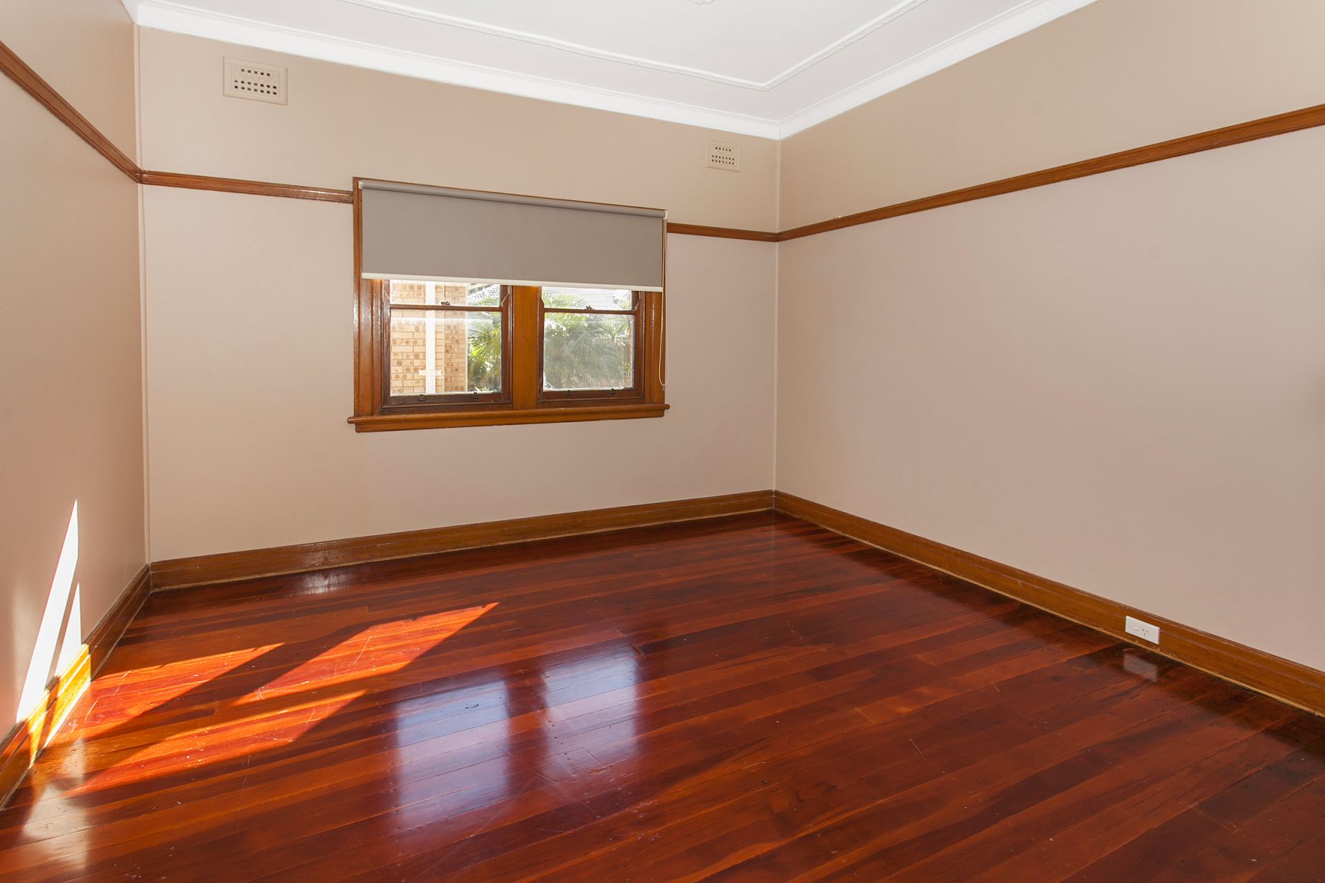 Real Estate For Lease 40 Spring Street Mount Keira , NSW