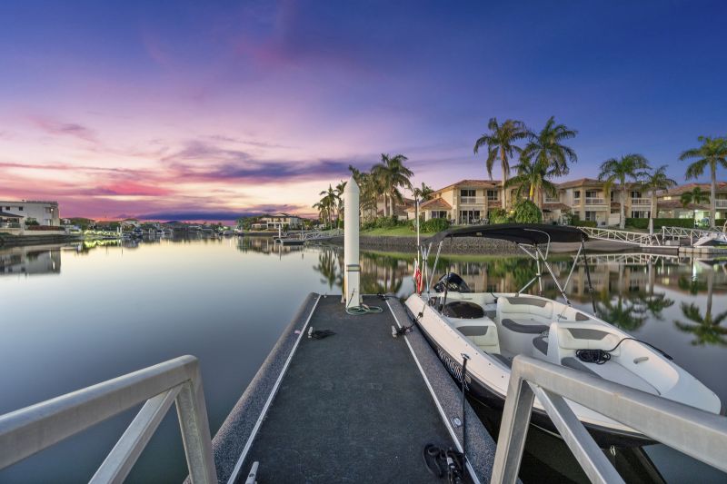 27/3 Lee Road, Runaway Bay Amir Prestige Group