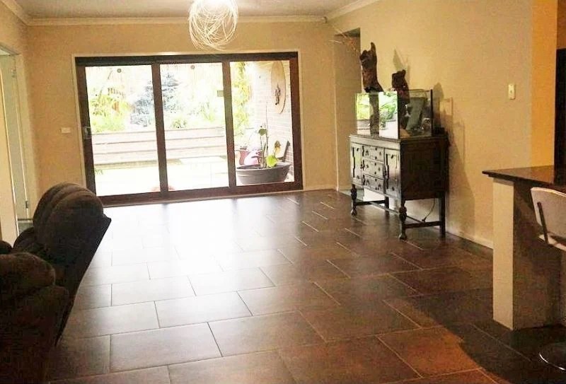 20 Arnolds Creek Blvd, MELTON WEST Sweeney Estate Agents