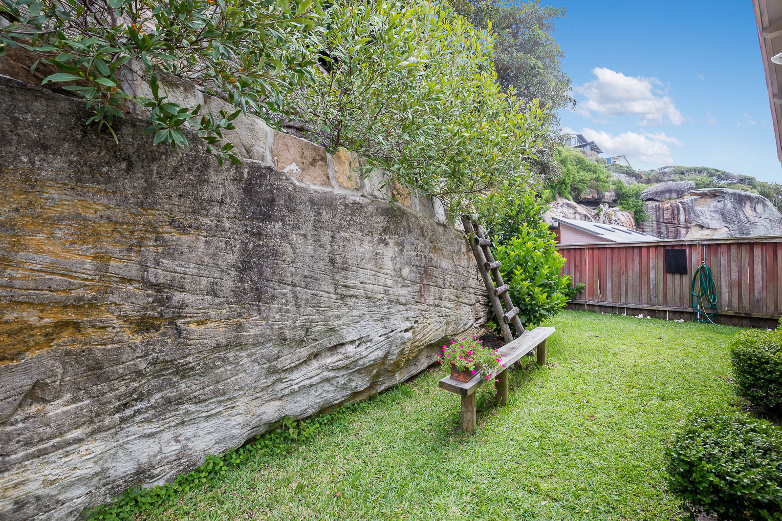 Real Estate For Sale 55 Undercliff Road Freshwater , NSW