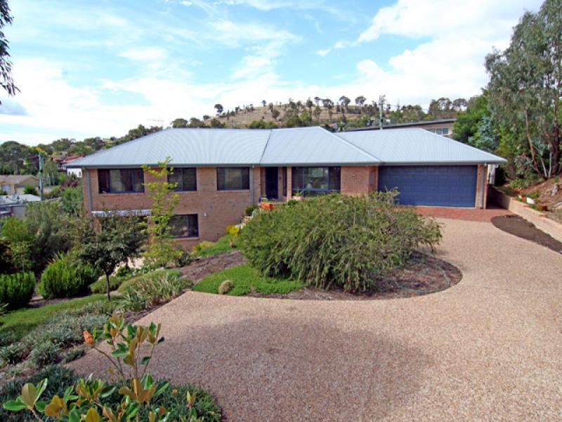 Real Estate For Sale 40 Chauvel Circle Chapman , ACT