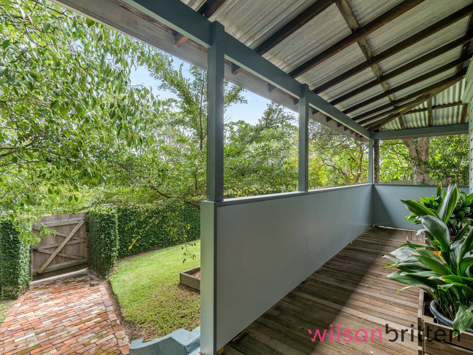 66 Macquarie Street, Morisset Wilson & Britten