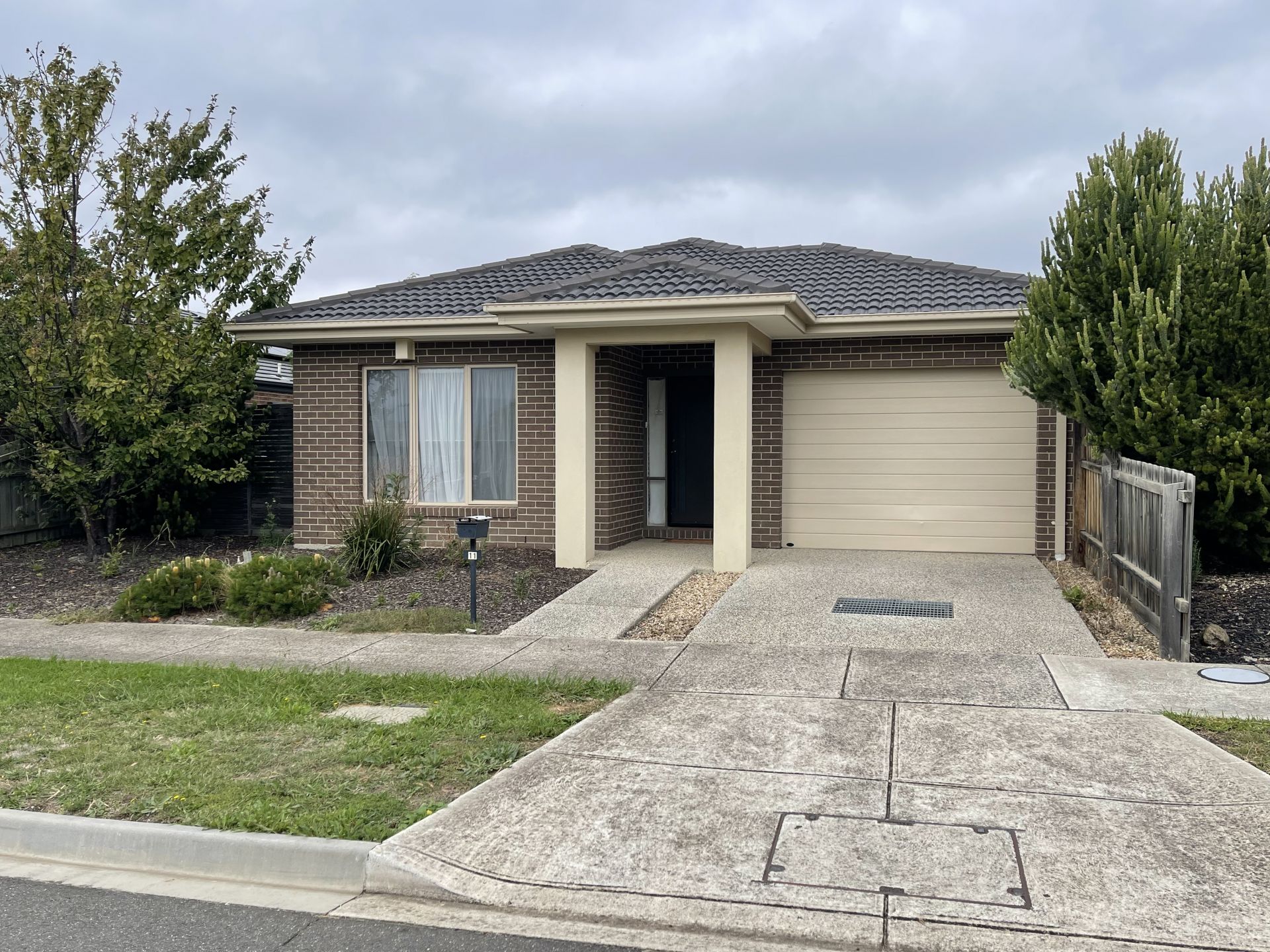 Real Estate For Sale 11 Wannon Way Whittlesea , VIC