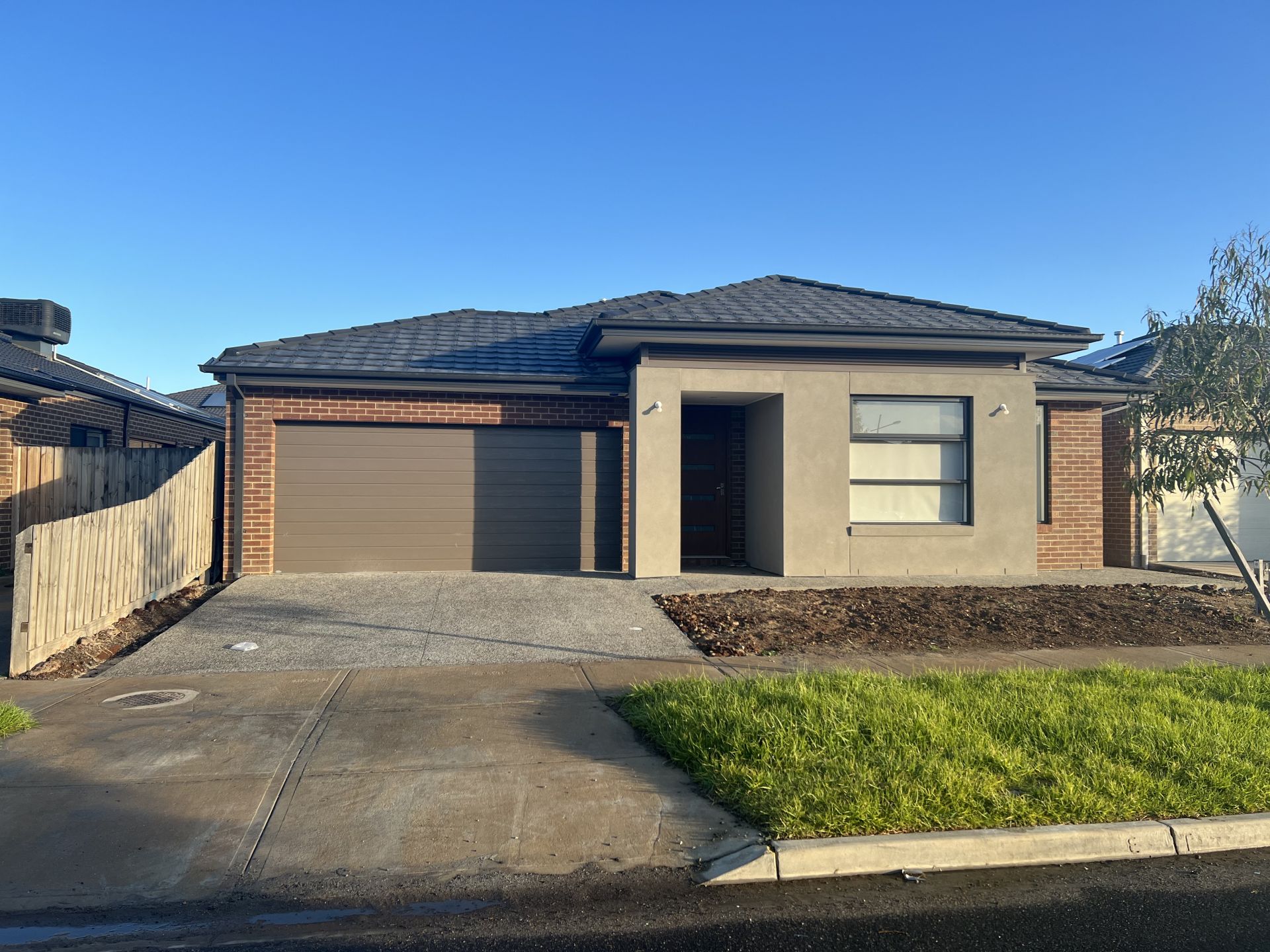 35 Hodgson Avenue, TARNEIT Sweeney Estate Agents
