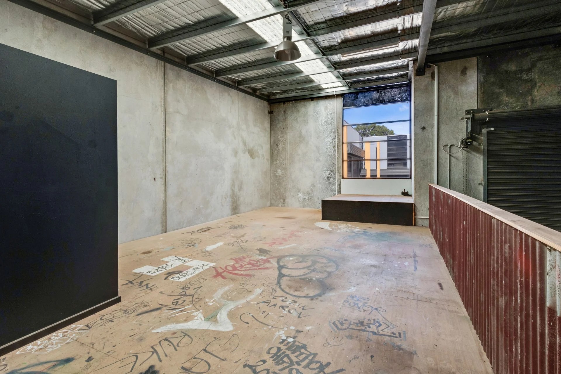 Real Estate For Commercial Sale 8/50 Heaths Court Mill Park , VIC