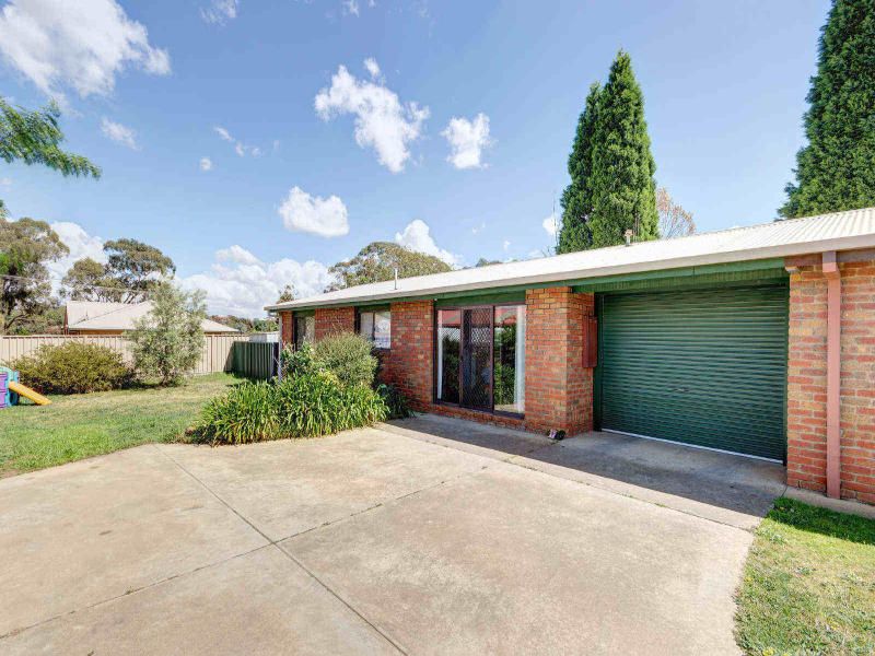 2/31 Clee Crescent, Strathdale Bendigo Ballarat Real Estate Pty Ltd