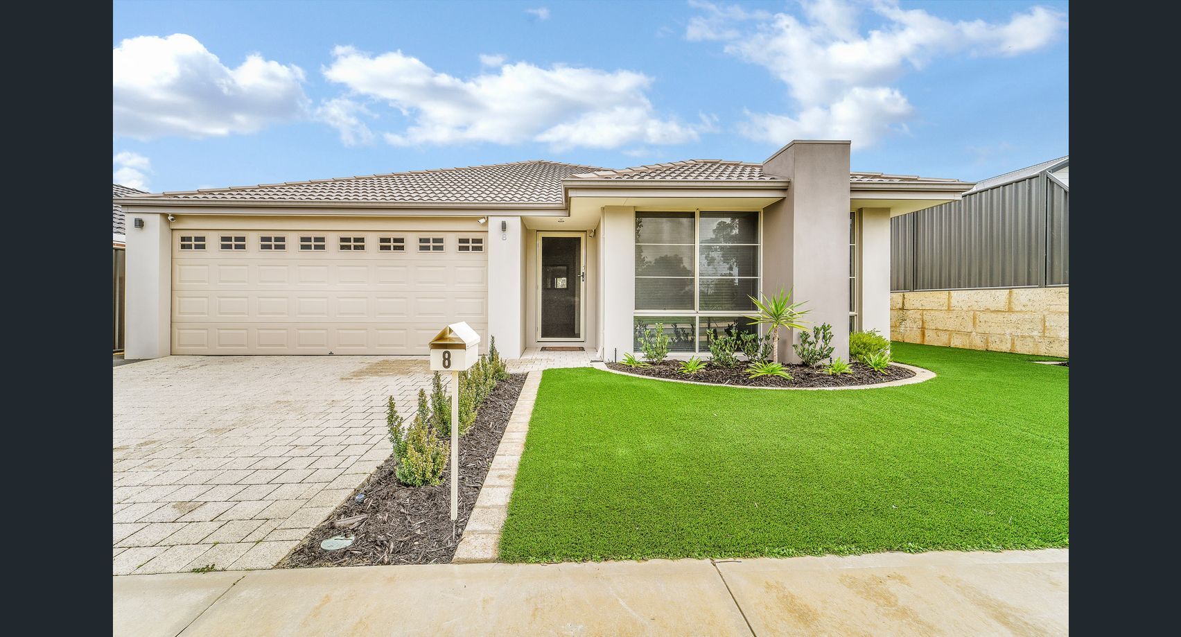 Real Estate For Sale 8 Snugglepot Street Banksia Grove , WA