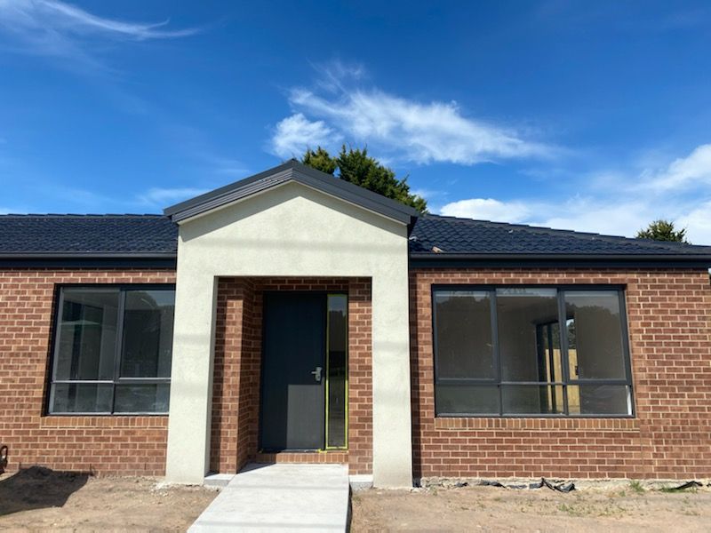 2/106 Clairmont Avenue, Cranbourne OBrien Real Estate