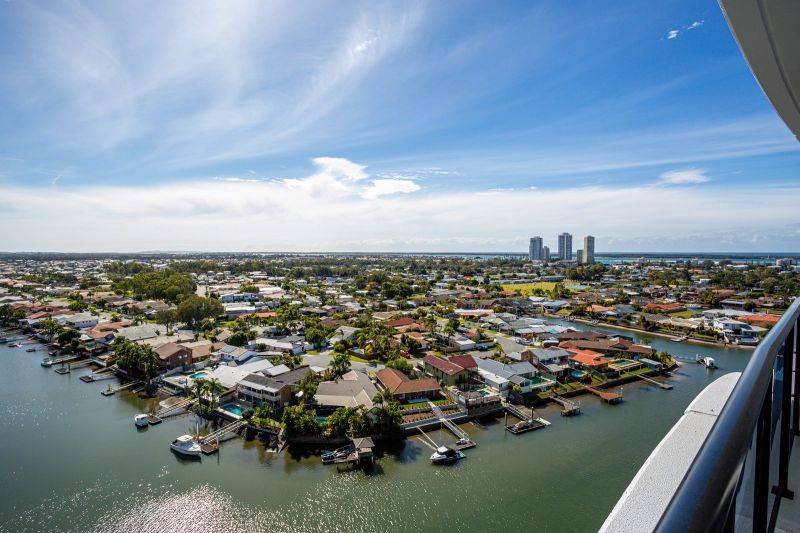 Real Estate For Sale 41305/5 Harbour Side Court Biggera Waters , QLD