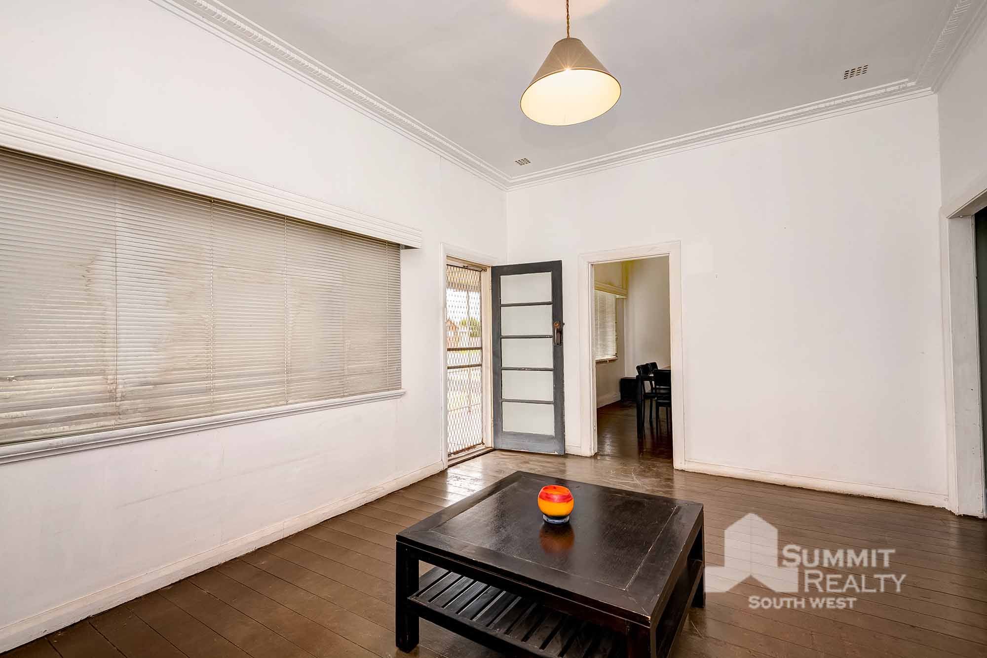 Real Estate For Sale 54 King Road East Bunbury , WA