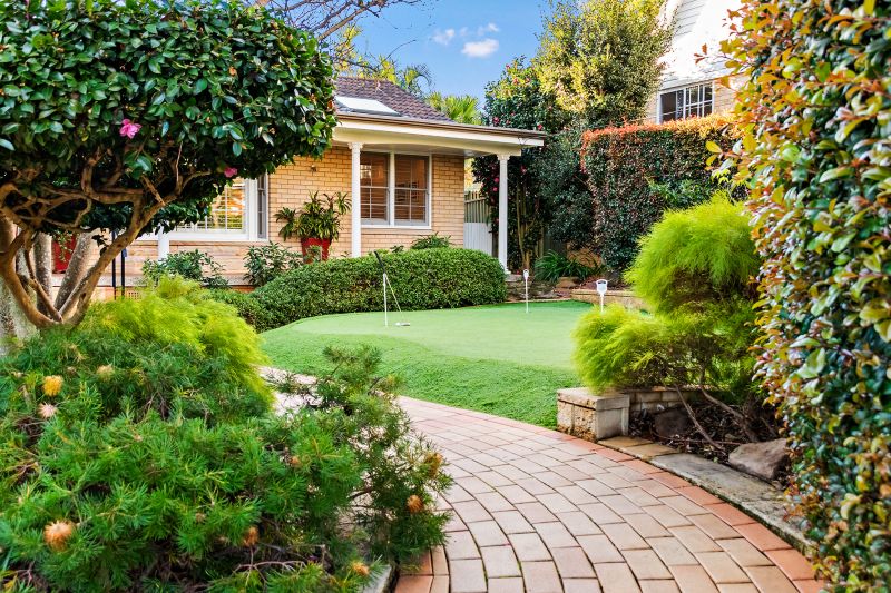 Real Estate For Sale 33 Lochinvar Parade Carlingford , NSW