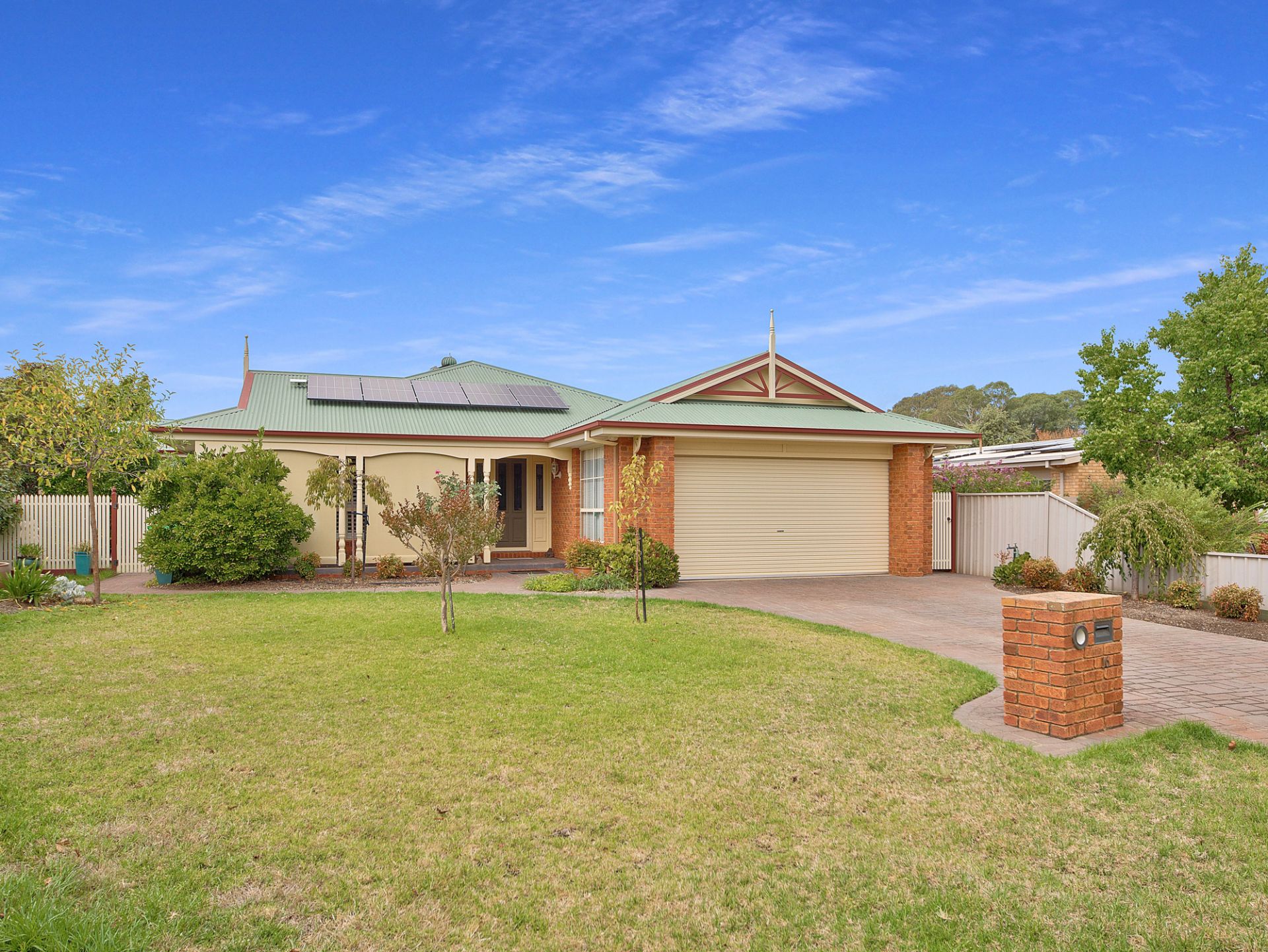 16 Kurrajong Court, BENALLA Living Here Benalla