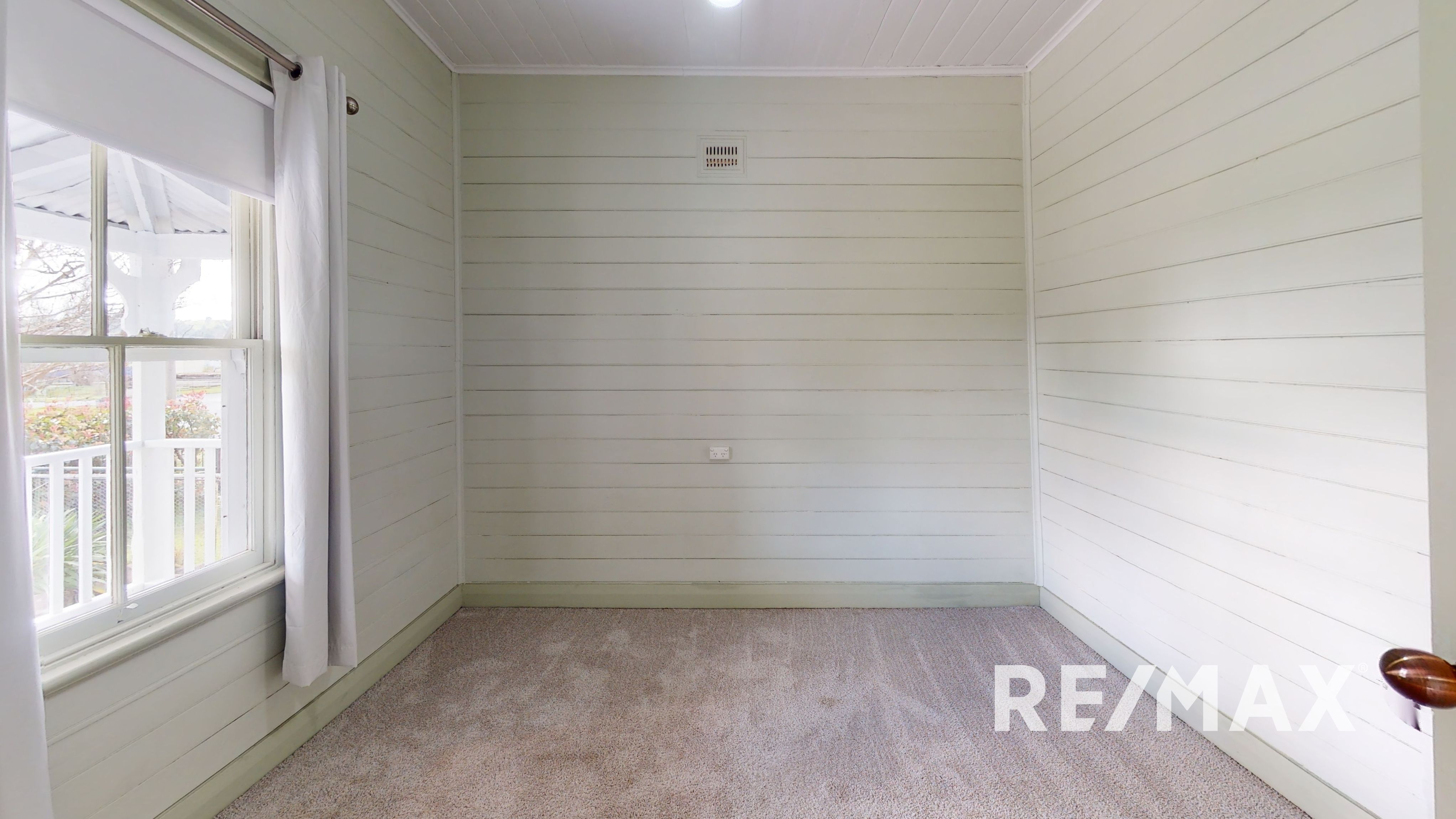 Real Estate For Sale 10 Kemp Street JUNEE , NSW