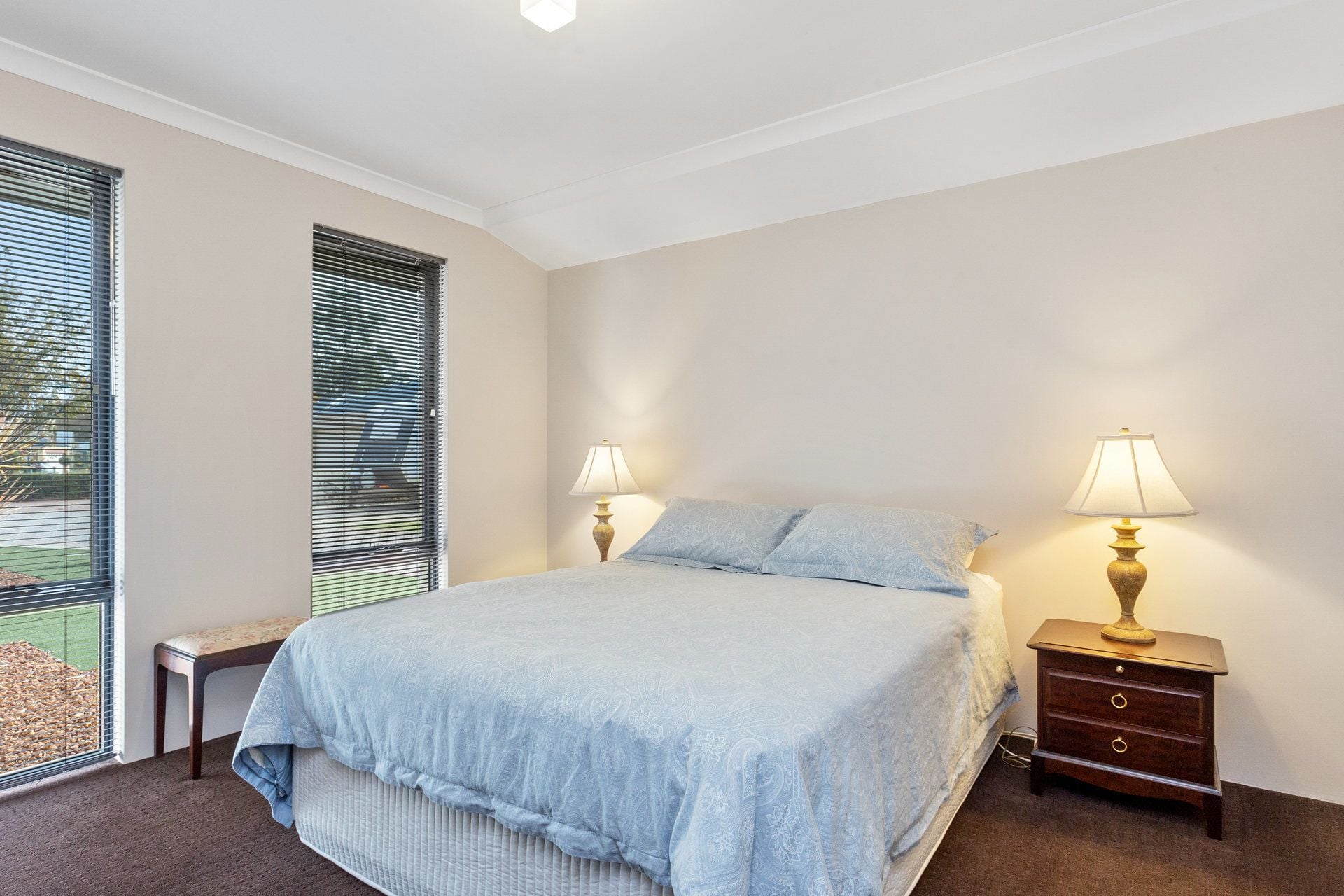 Real Estate For Sale 164 Glen Iris Drive Jandakot , WA
