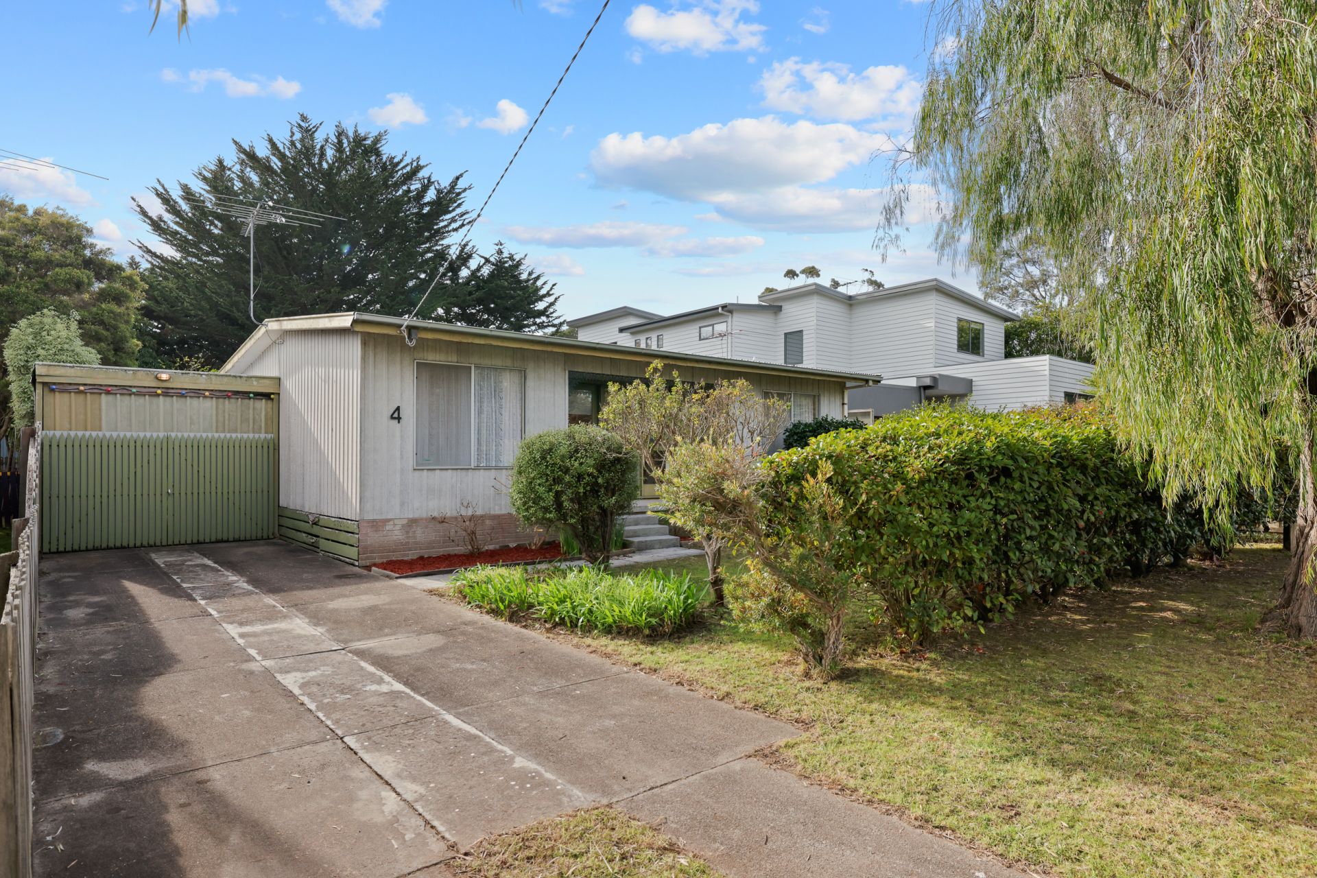 4 Hobsons Parade, Cowes OBrien Real Estate