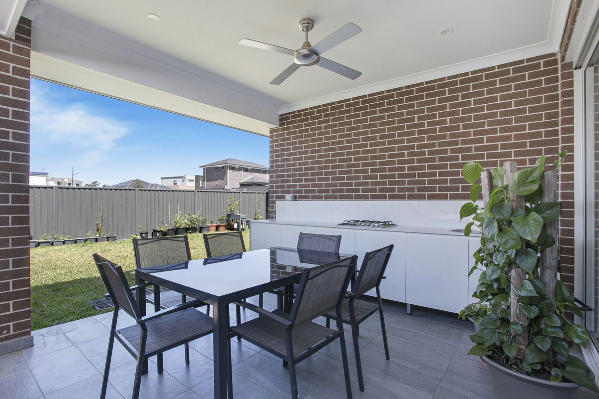 Real Estate For Sale 10 Poulton Terrace Campbelltown , NSW